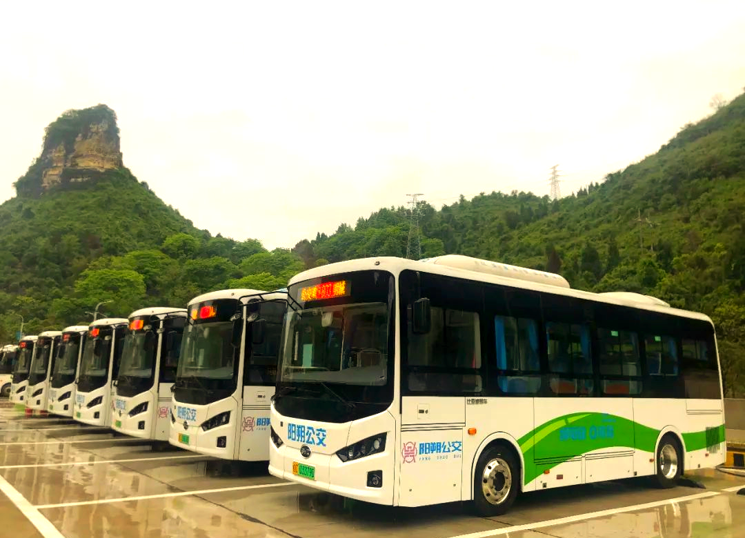 哇塞！阳朔成为首个开通手机刷码乘公交车的县城！超级方便，你用了吗？